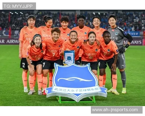 西悉尼流浪者女足迎战墨尔本城女足争夺女超联赛冠军荣耀