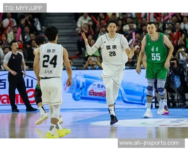 篮球——CBA沙龙杯赛:广东东阳光胜合肥暴风 篮球——CBA沙龙杯赛:广东东阳光胜合肥暴风